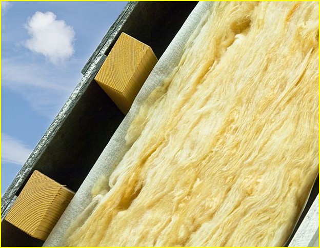 Asbest Dämmung: Stille Gefahr im Haus - Erkennen und sicher entfernen