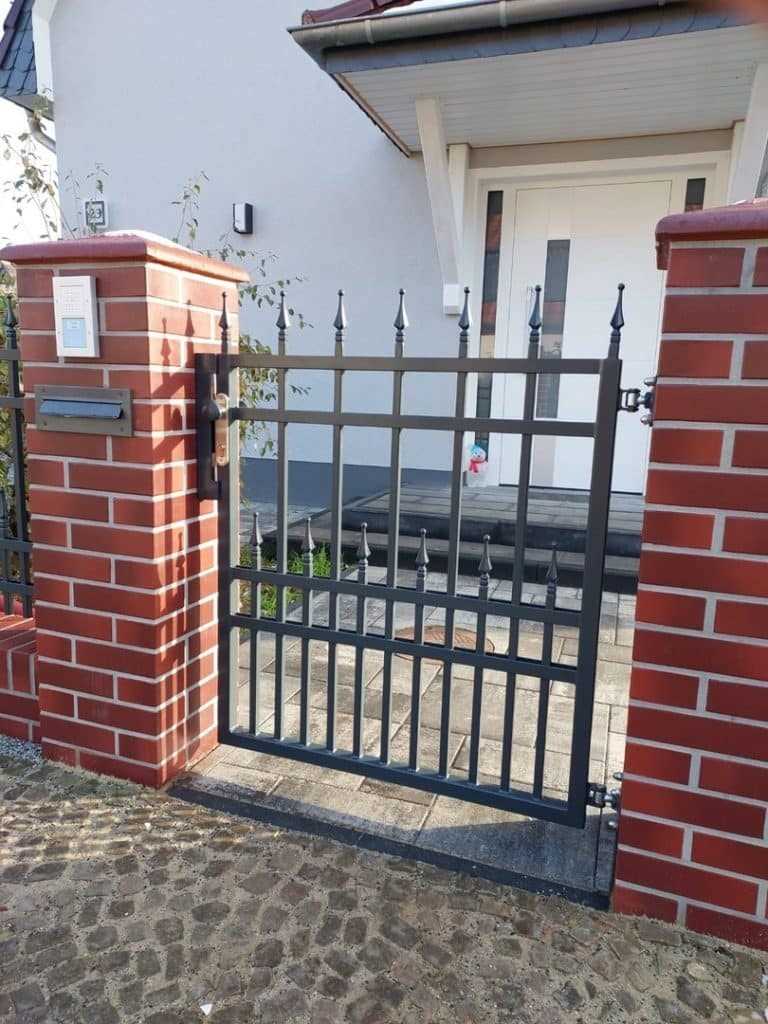 Mauer Zaun Kombination Die perfekte Wahl für Sicherheit und Ästhetik
