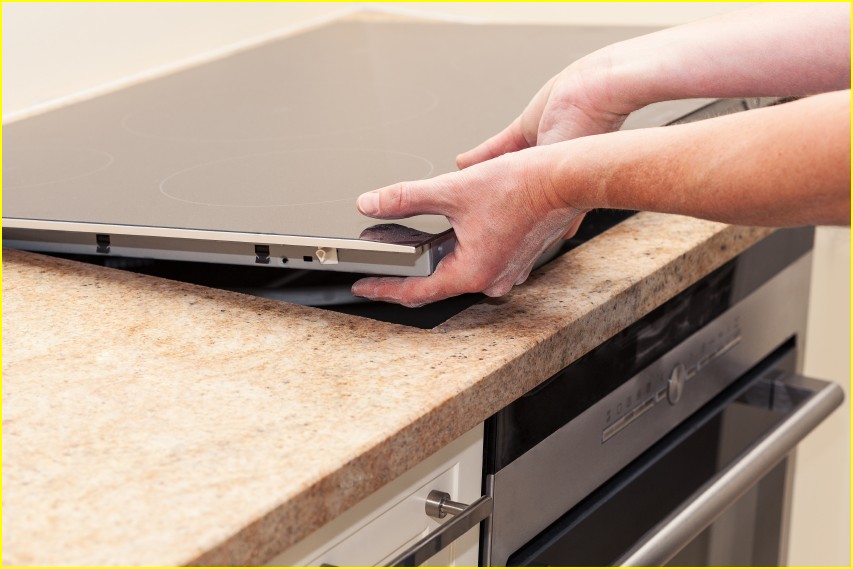 Einbau Induktionskochfeld: Schritt-für-Schritt-Anleitung zum Erfolg () Einbau Induktionskochfeld: Schritt-für-Schritt-Anleitung zum Erfolg