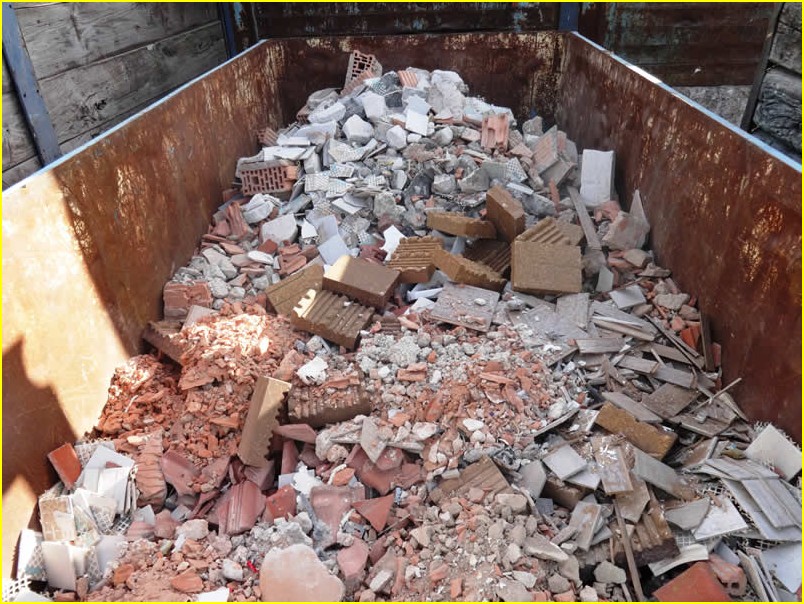 Entsorgung Bauschutt: Expertentipps für effiziente & nachhaltige Verwertung () Entsorgung Bauschutt: Expertentipps für effiziente & nachhaltige Verwertung