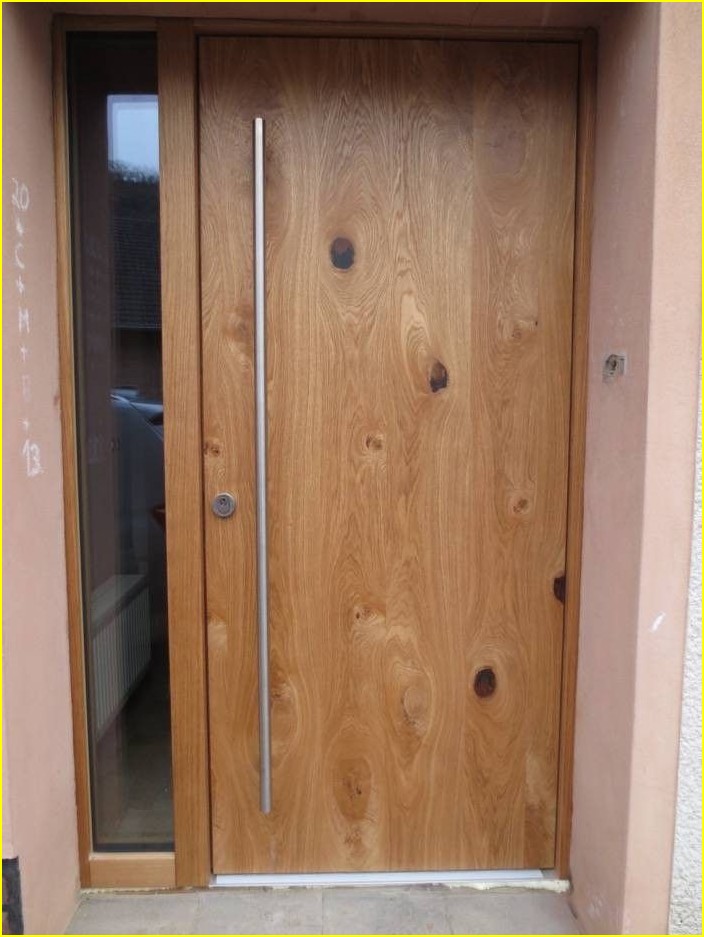 Holztür außen: Robuster Schutz & natürliche Eleganz für Ihr Zuhause